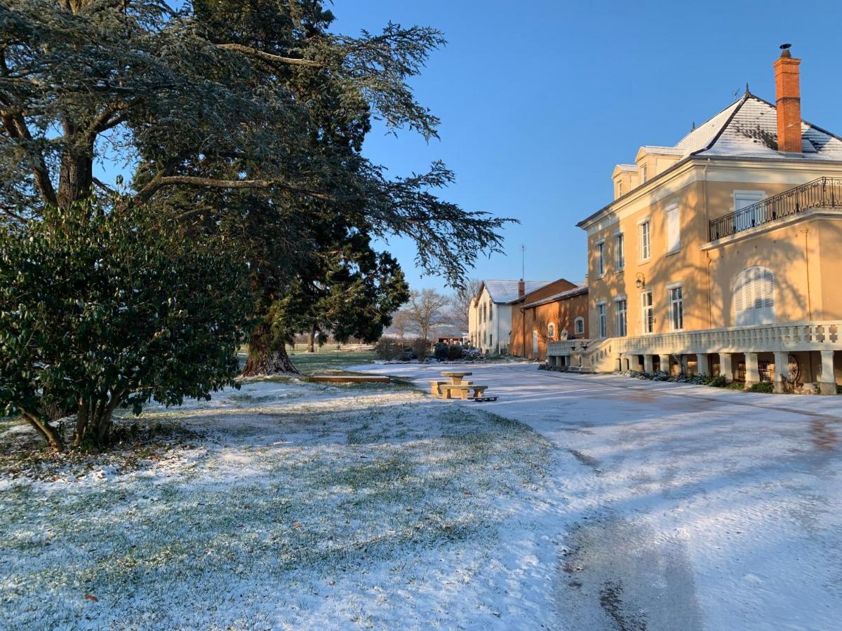 Ouches Domaine Berenguer Bed & Breakfast エクステリア 写真