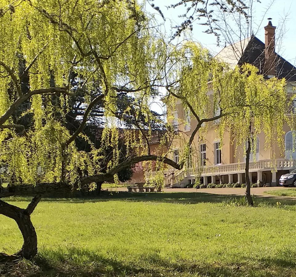Ouches Domaine Berenguer Bed & Breakfast エクステリア 写真
